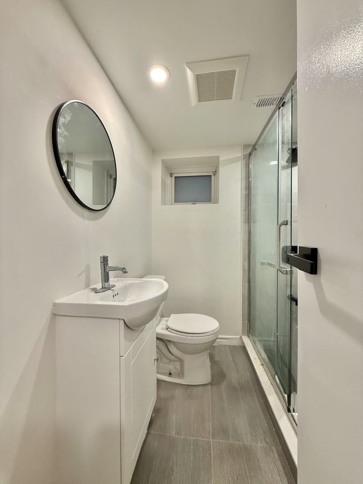 22 Ascot Avenue - Photo 3 of 16