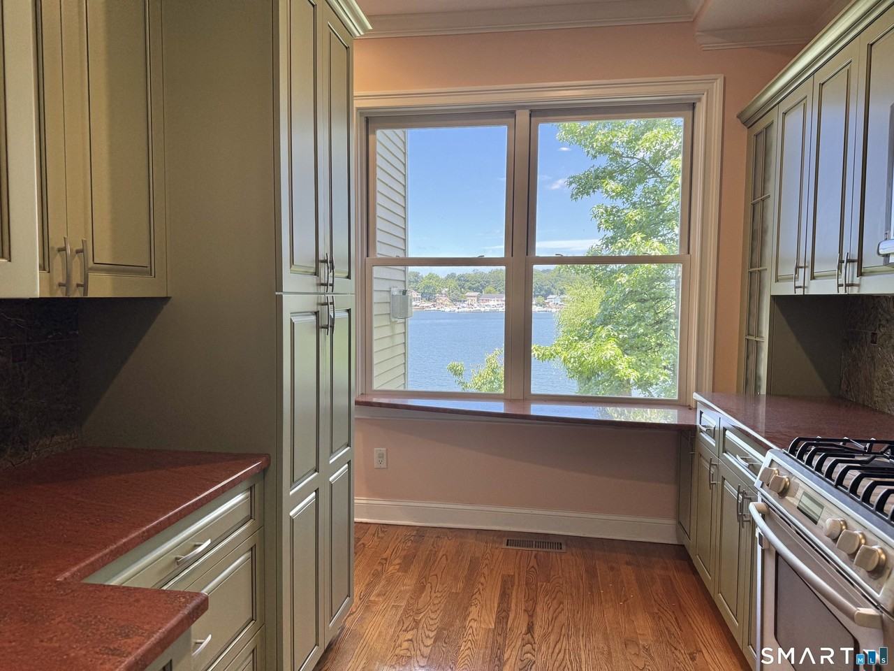 776 Quinnipiac Ave #3 - Photo 3 of 23