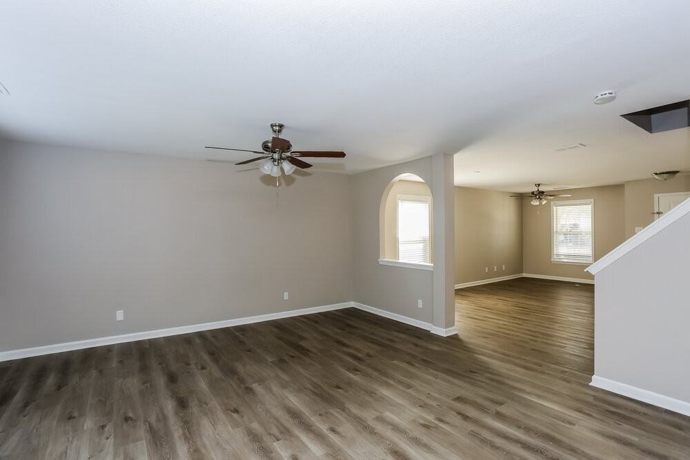 313 Ranlo Ave - Photo 7 of 15