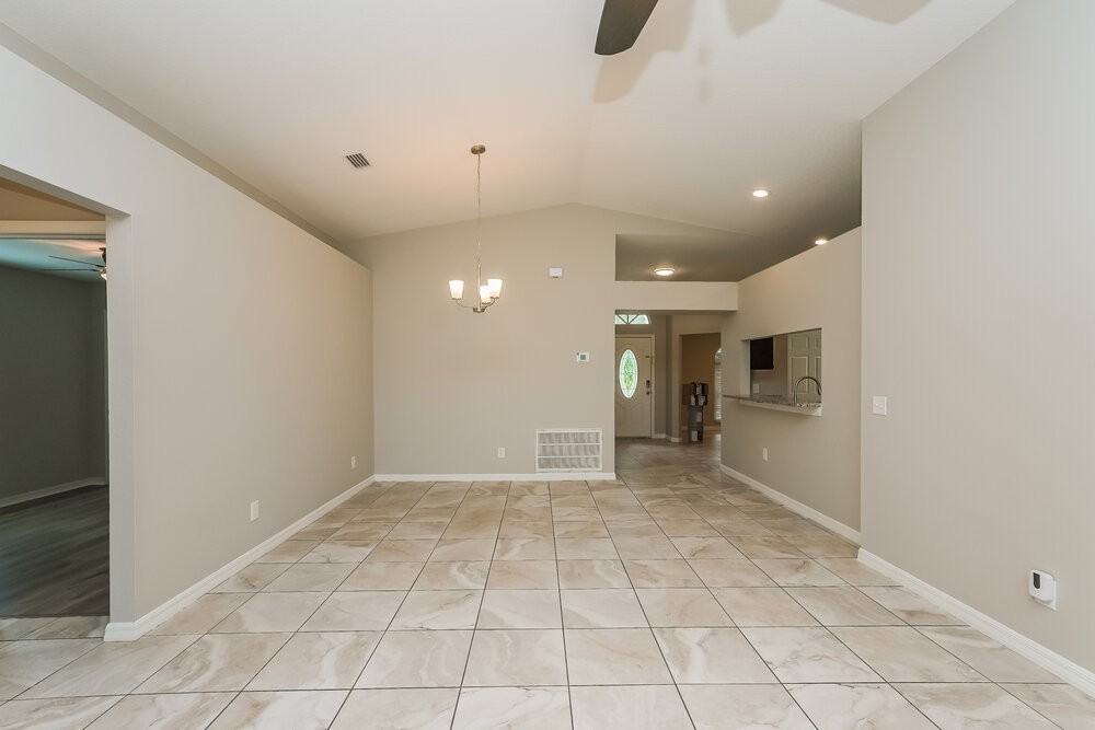 7604 Wiltshire Park Pl - Photo 4 of 16