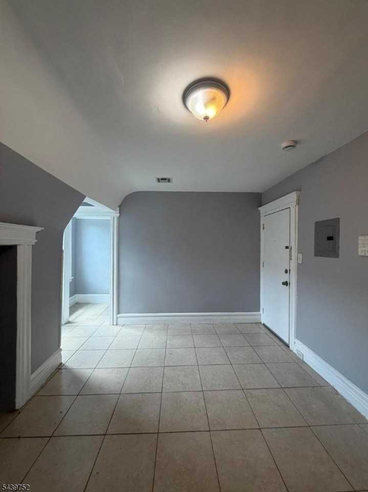 58 N 5th St #3 - Photo 4 of 13