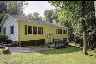 66 Maple St - Photo 1 of 1