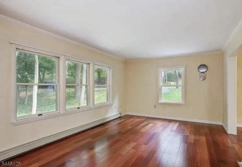 66 Maple St - Photo 2 of 17