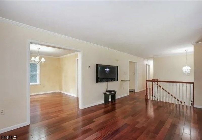 66 Maple St - Photo 3 of 17