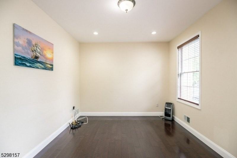 29 Vocisano Ct - Photo 5 of 47