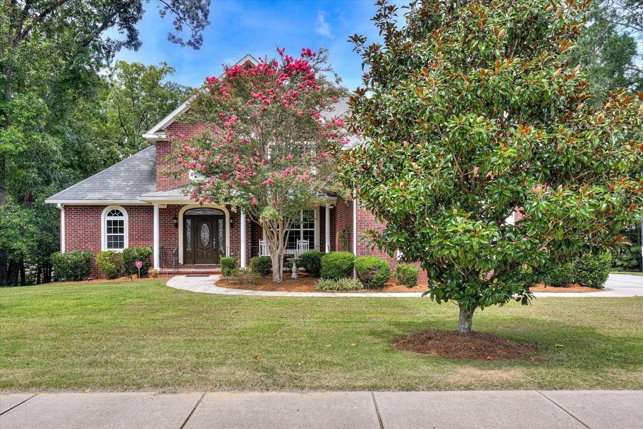 2103 Wythe Dr - Photo 4 of 47