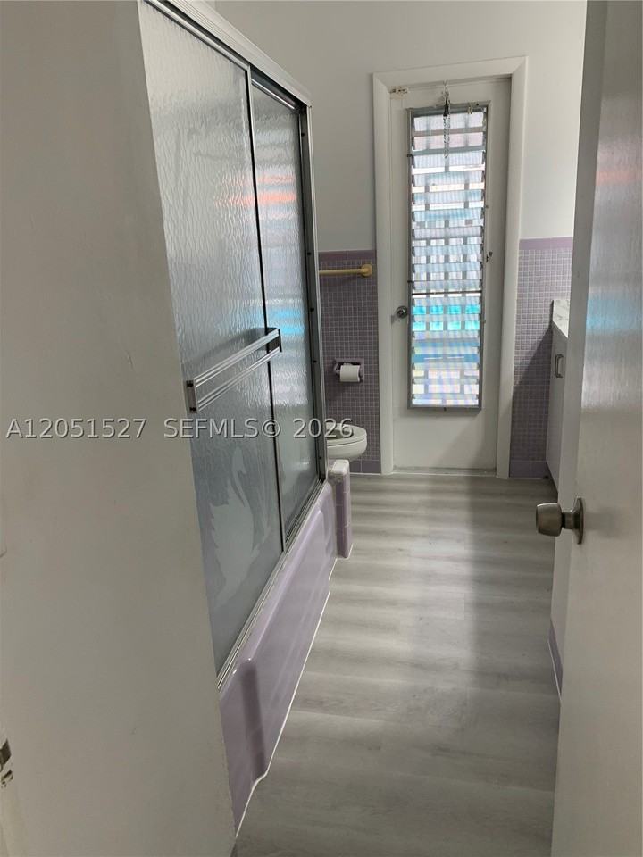 1820 Sw 98th Ct - Photo 5 of 15