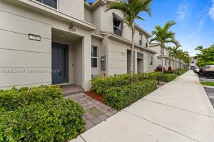 336 Nw 8th Ct - Photo 1 of 1