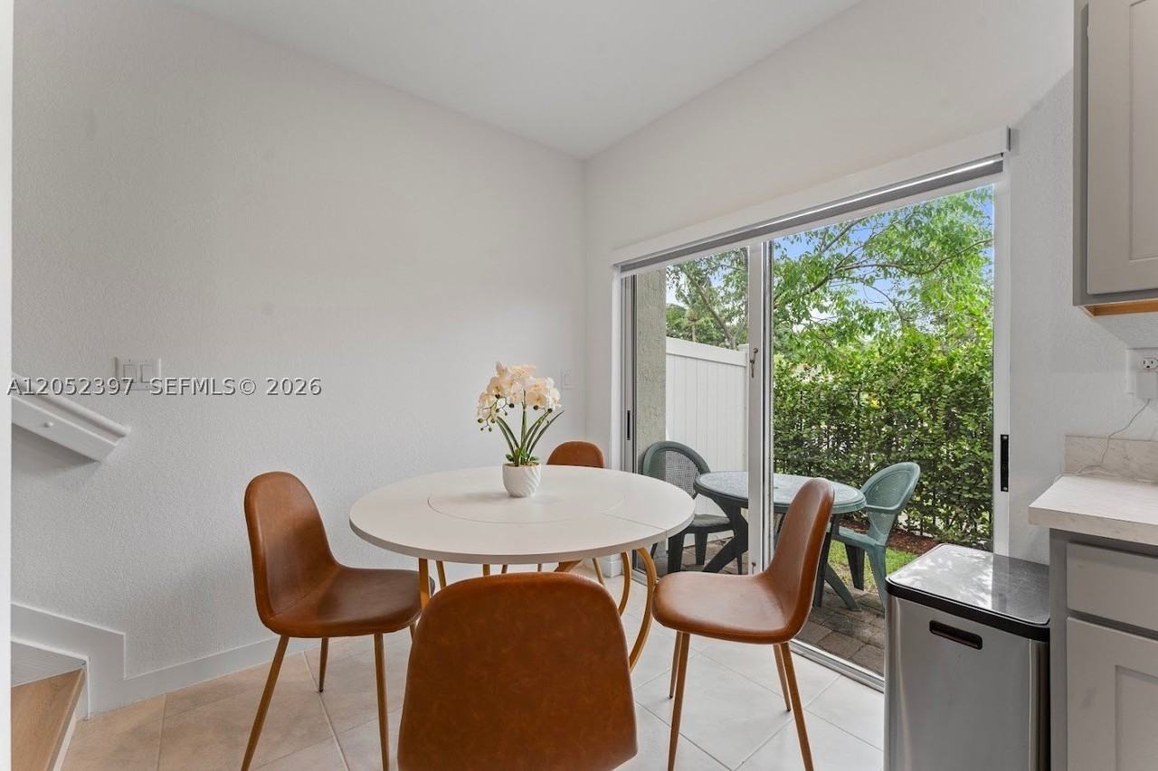 336 Nw 8th Ct - Photo 7 of 33