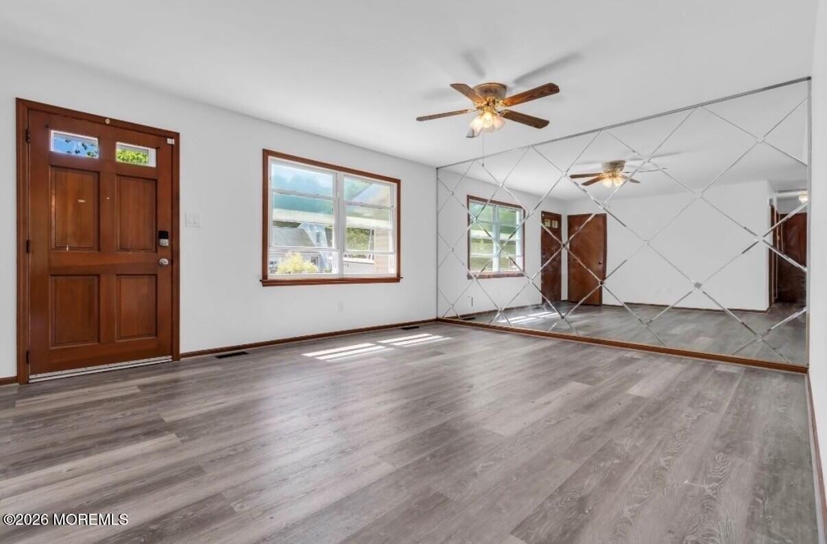 464 Barnacle Rd - Photo 2 of 10