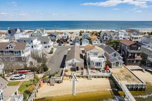 featured image of 2 Riverview Pl