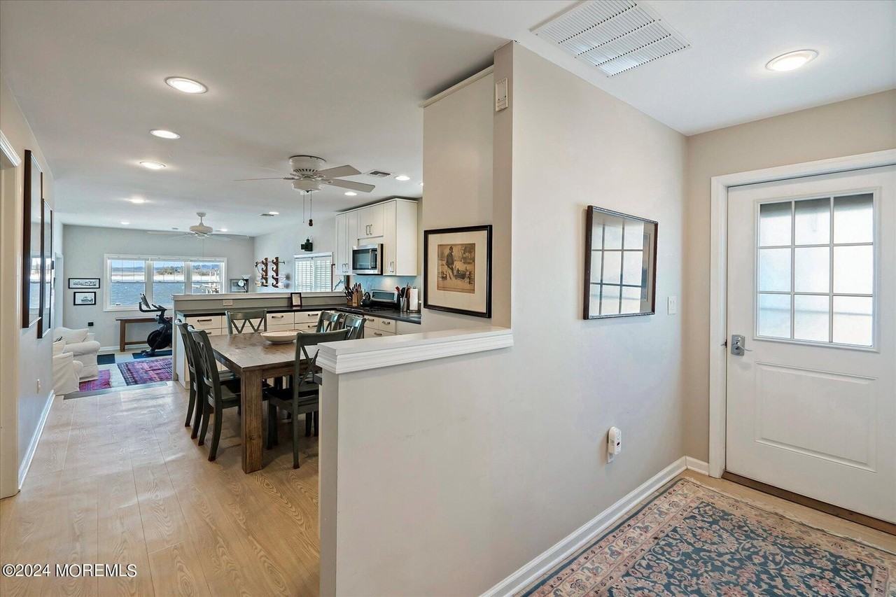 2 Riverview Pl - Photo 5 of 40