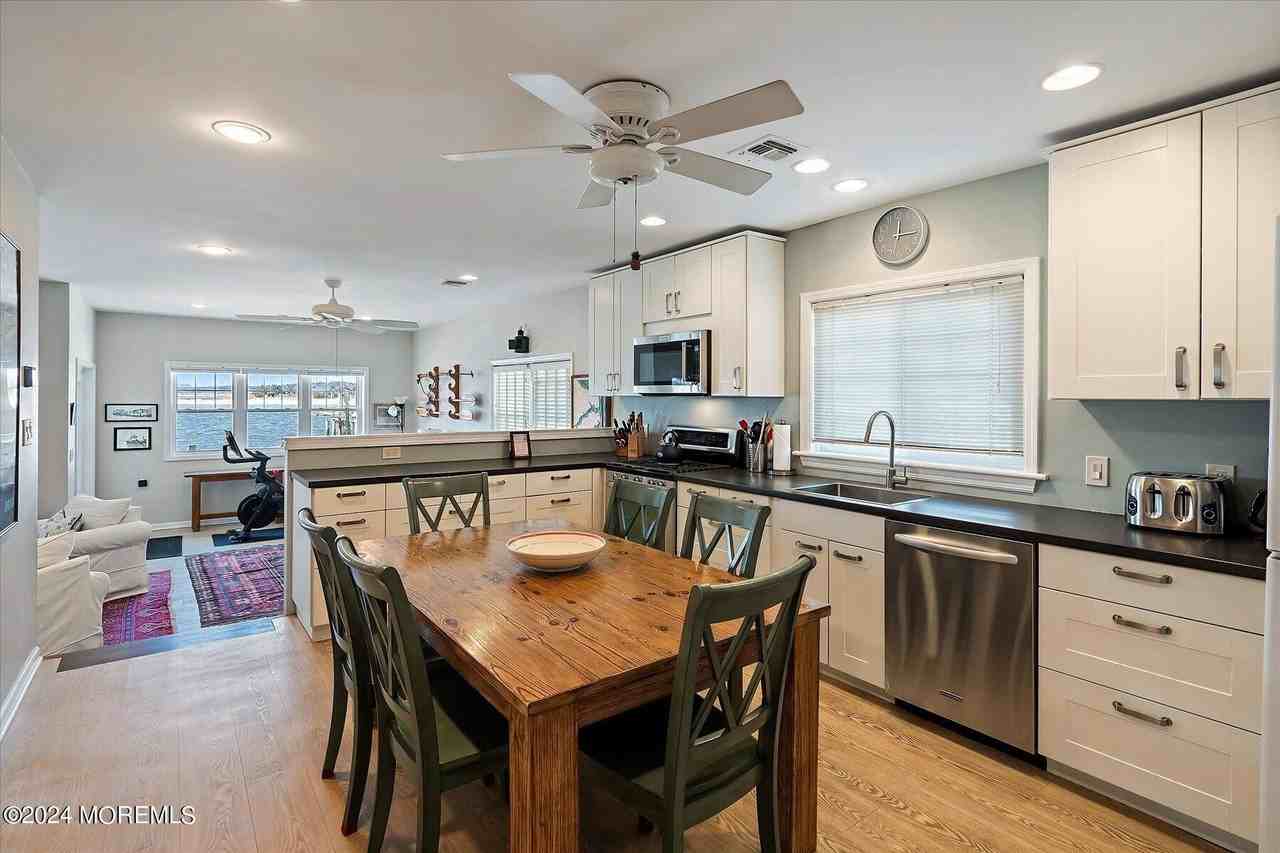2 Riverview Pl - Photo 7 of 40