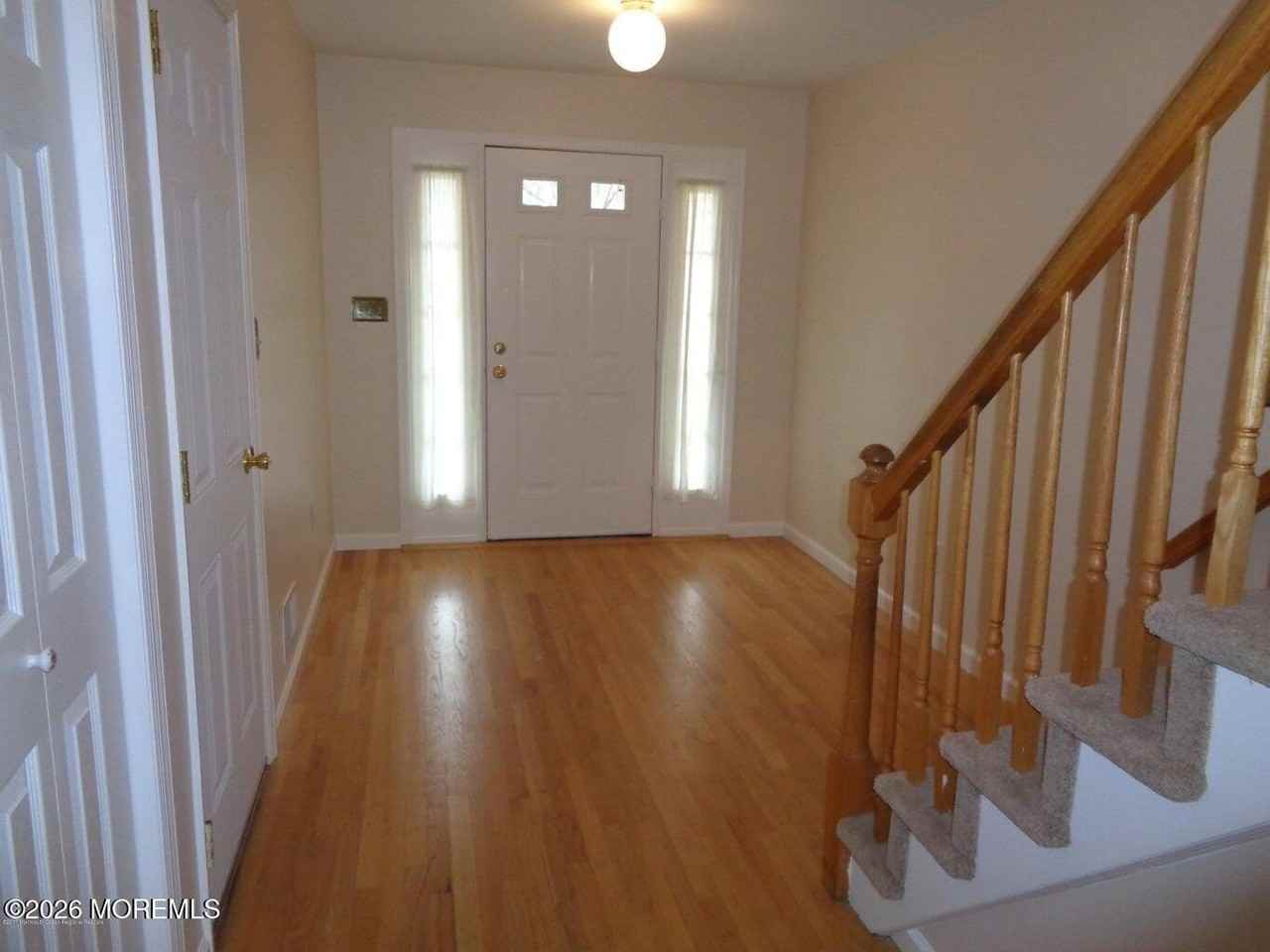 8 Eastborne Dr #1008 - Photo 2 of 9