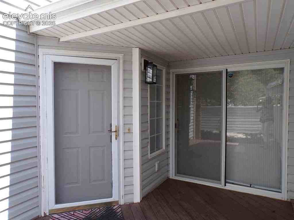 1727 Victorian Pt - Photo 3 of 24