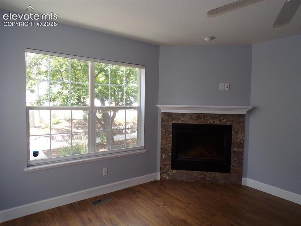 1727 Victorian Pt - Photo 4 of 24