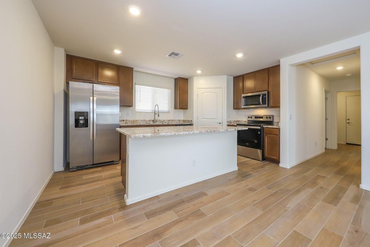 9122 E Red Bluff Ct - Photo 4 of 25
