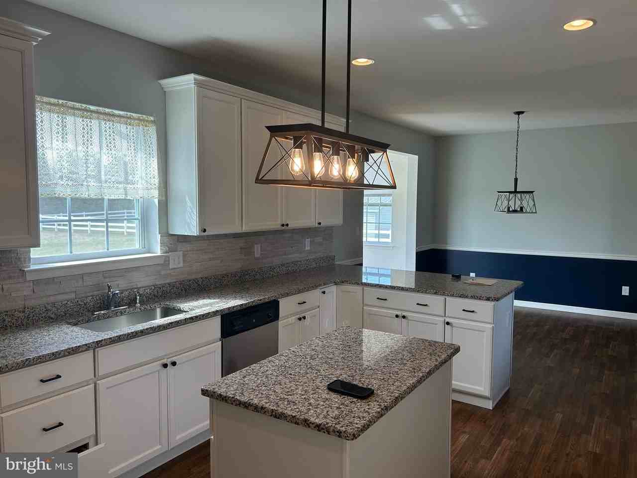 453 Jockey Hollow Dr - Photo 2 of 16