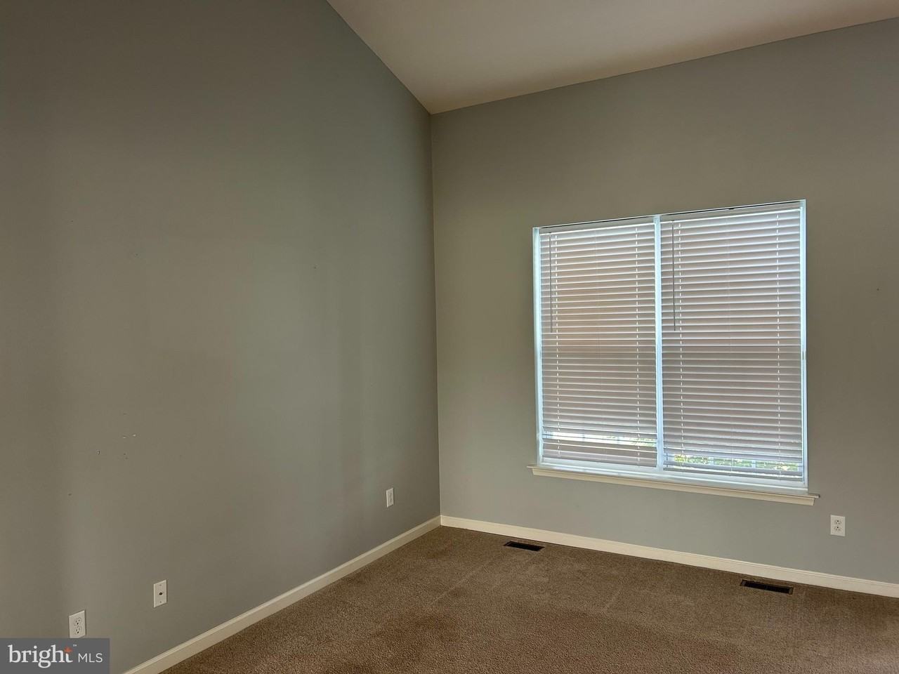 453 Jockey Hollow Dr - Photo 5 of 16
