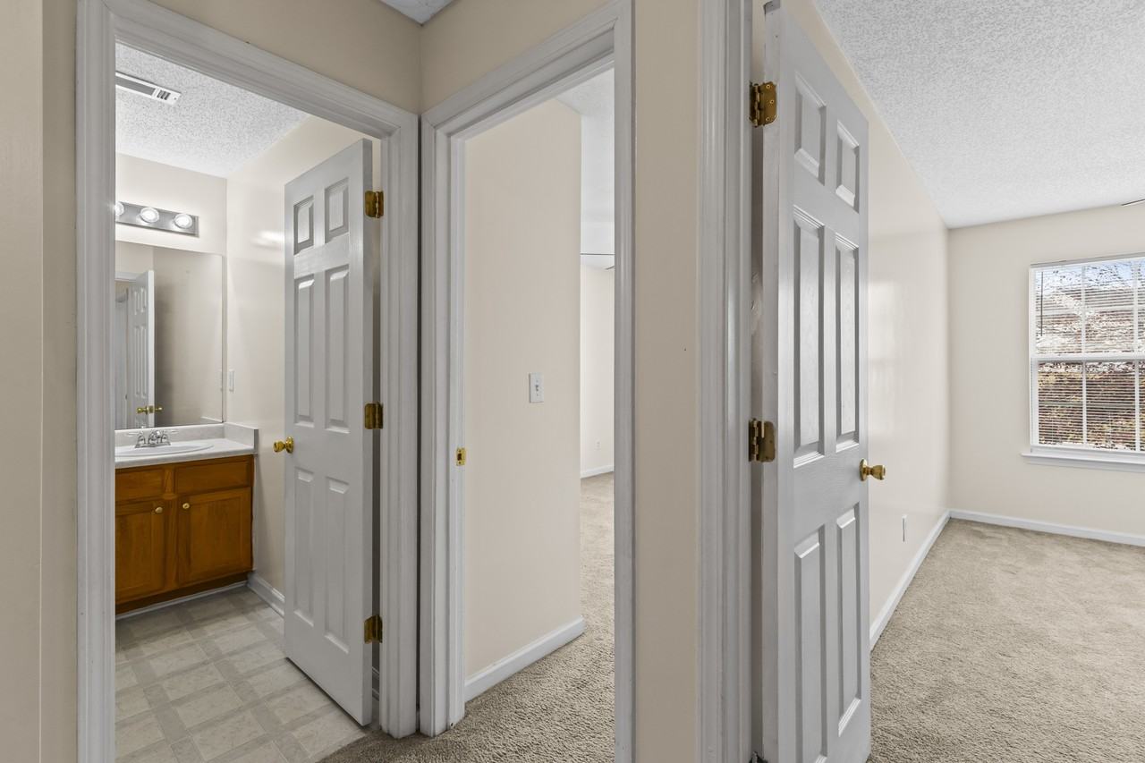 6294 Hickory Lane Cir #1 - Photo 4 of 12