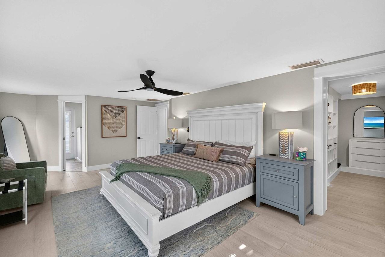 6007 Beneva Rd #1578355P - Photo 5 of 37