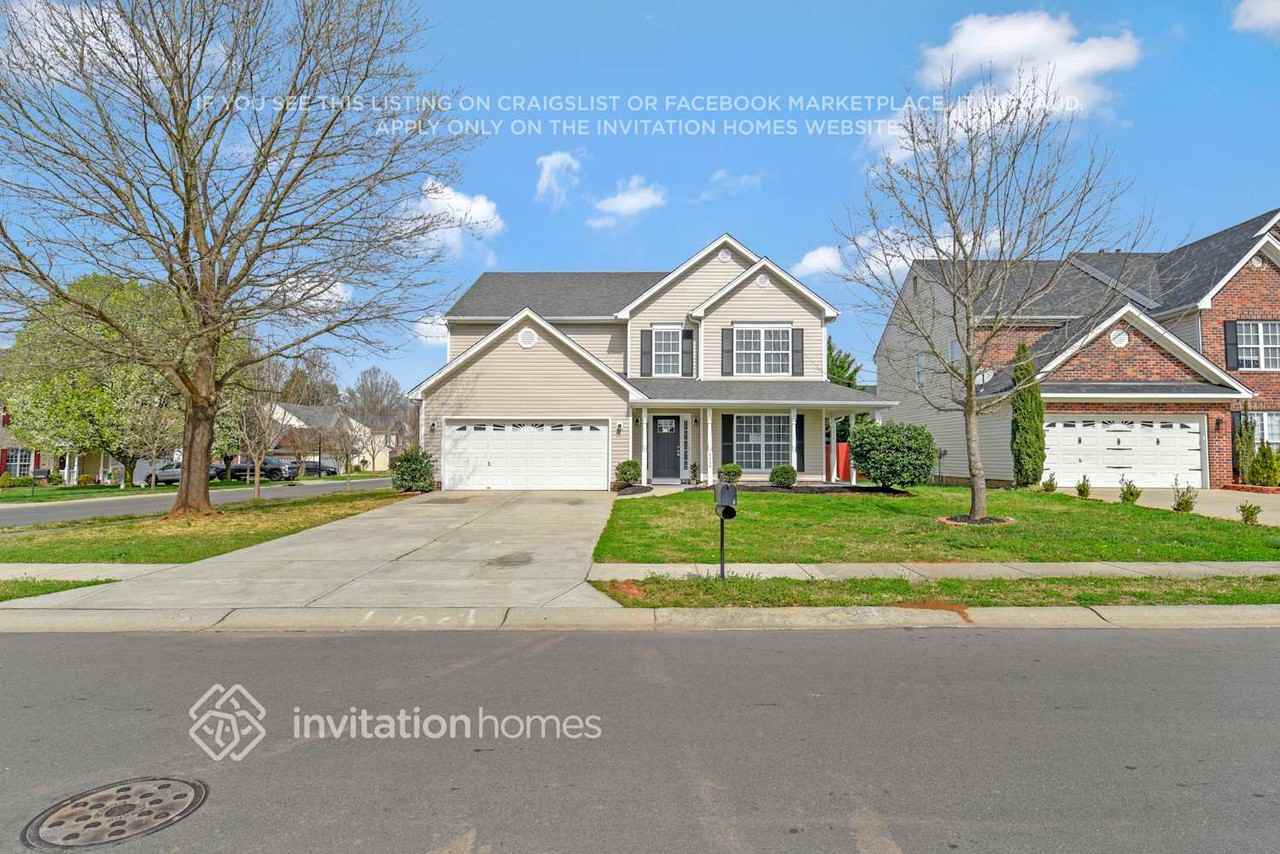 4664 Cedar Rock Dr - Photo 3 of 29