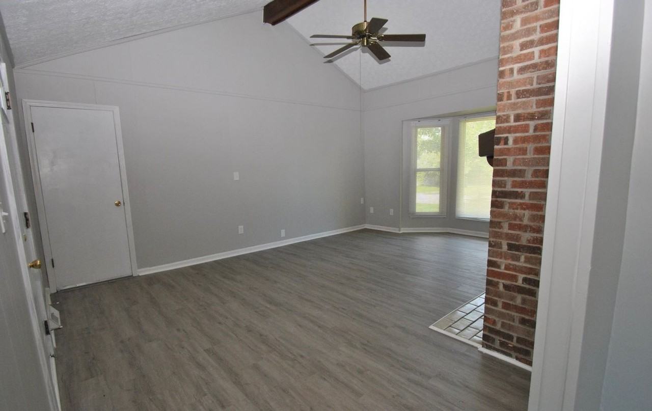 6711 El Rancho Rd - Photo 7 of 26