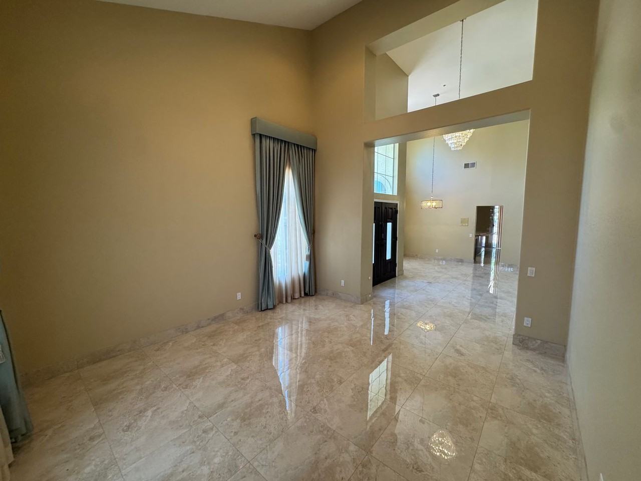 3450 Rancho Diego Cir - Photo 5 of 42
