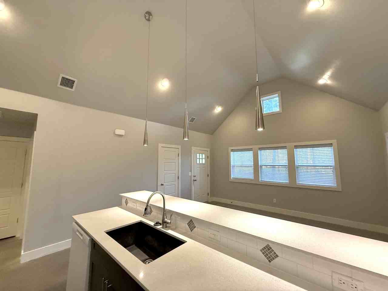 529 K St Sw #1 - Photo 5 of 27
