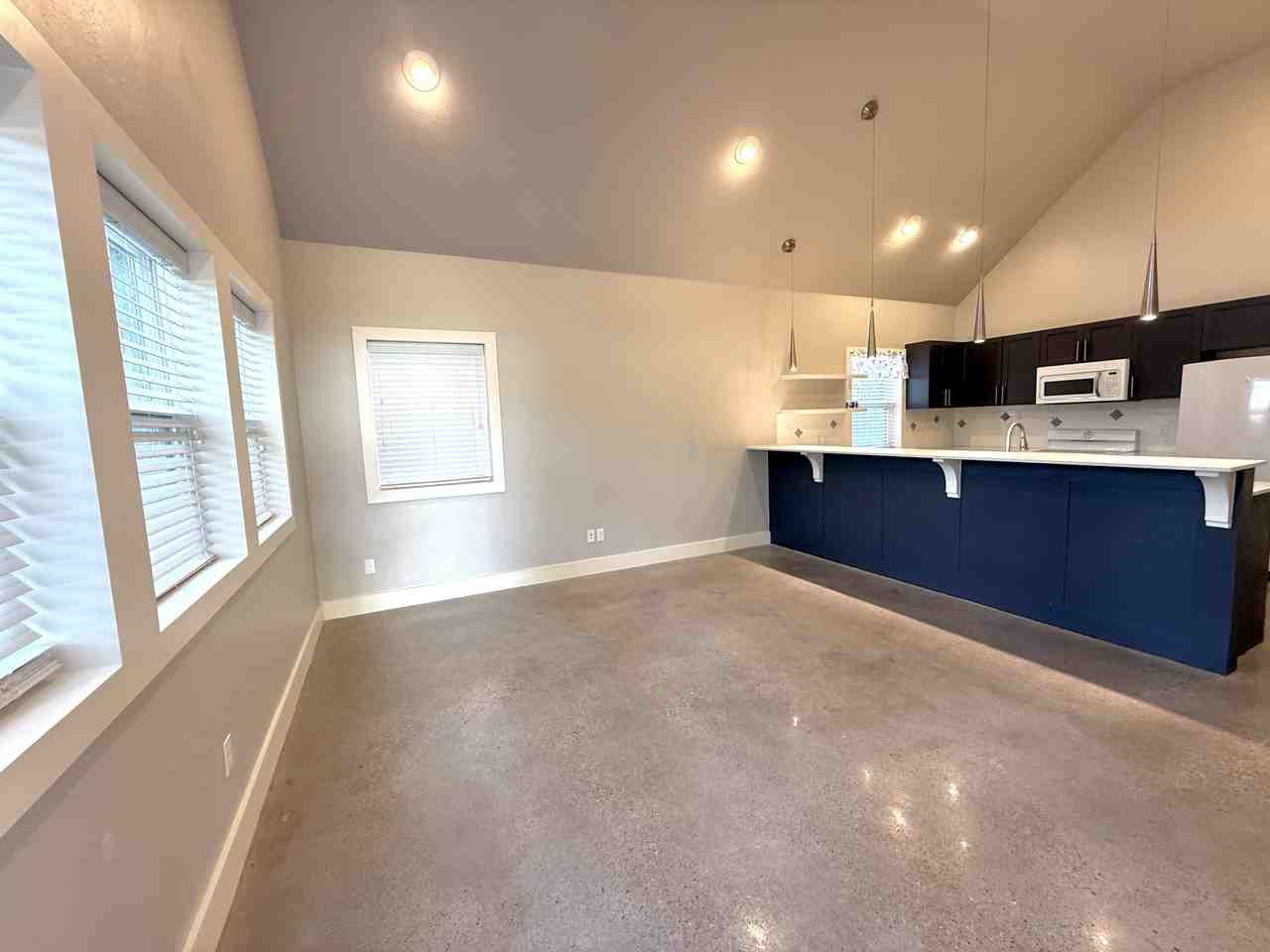 529 K St Sw #1 - Photo 6 of 27