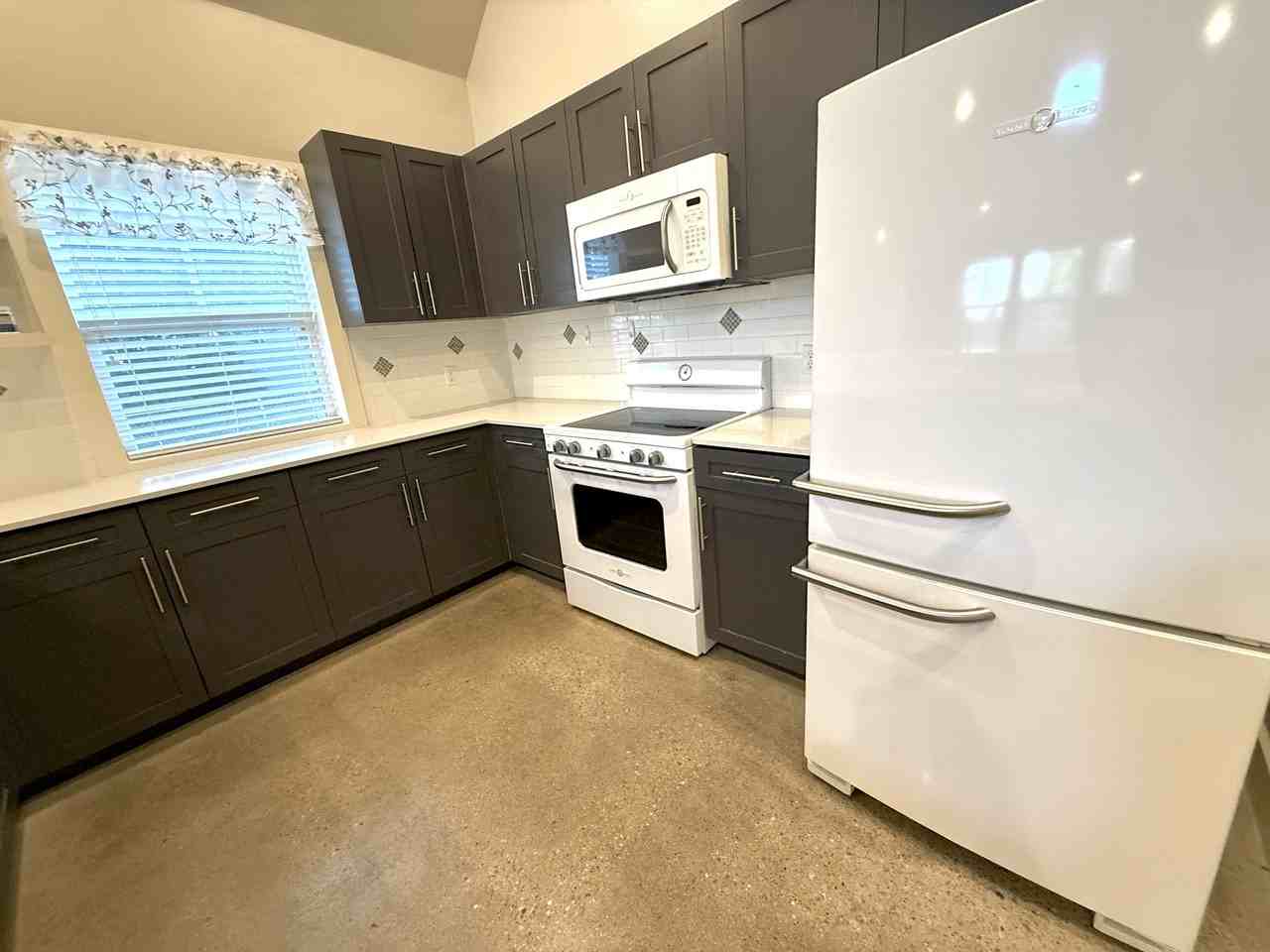 529 K St Sw #1 - Photo 7 of 27