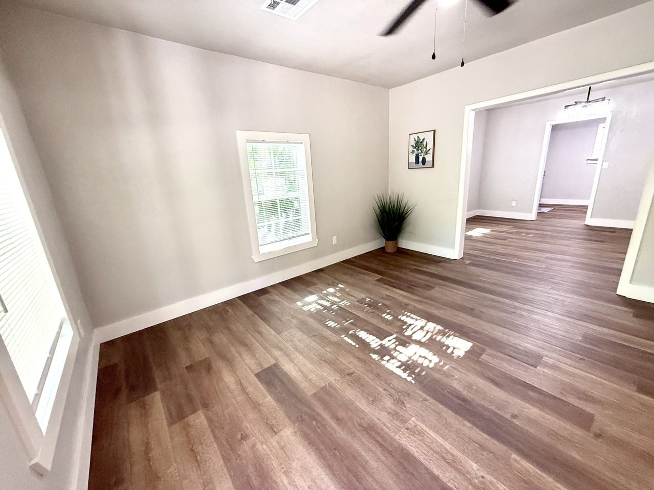 721 Roff St #1 - Photo 5 of 23
