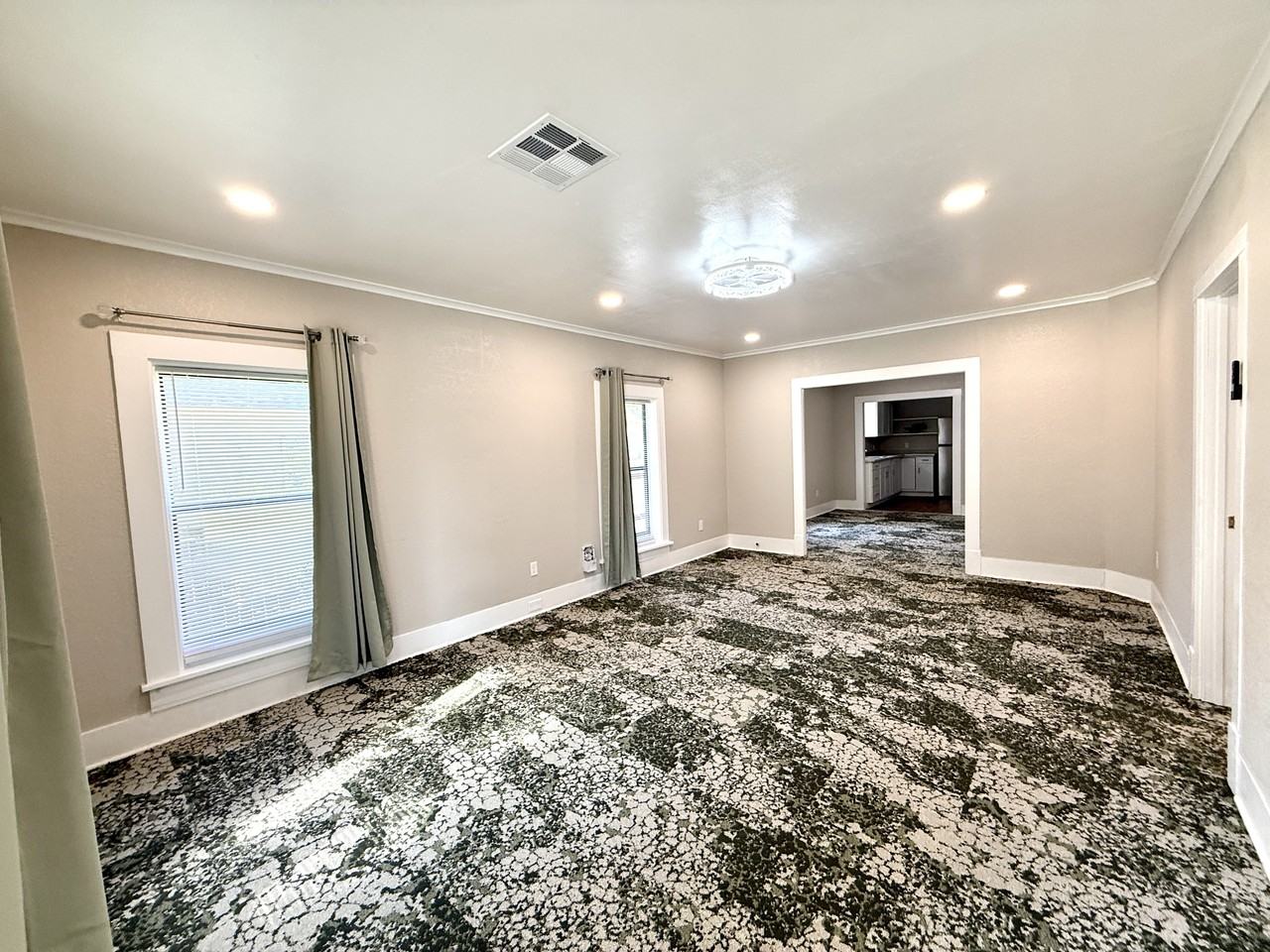 612 A St Nw #1 - Photo 5 of 26