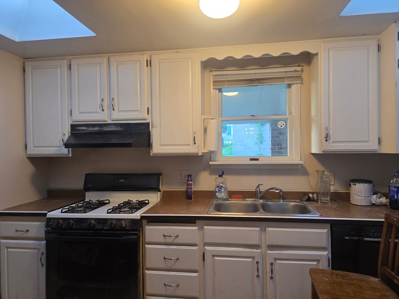 1704 State Avenue - Photo 3 of 16