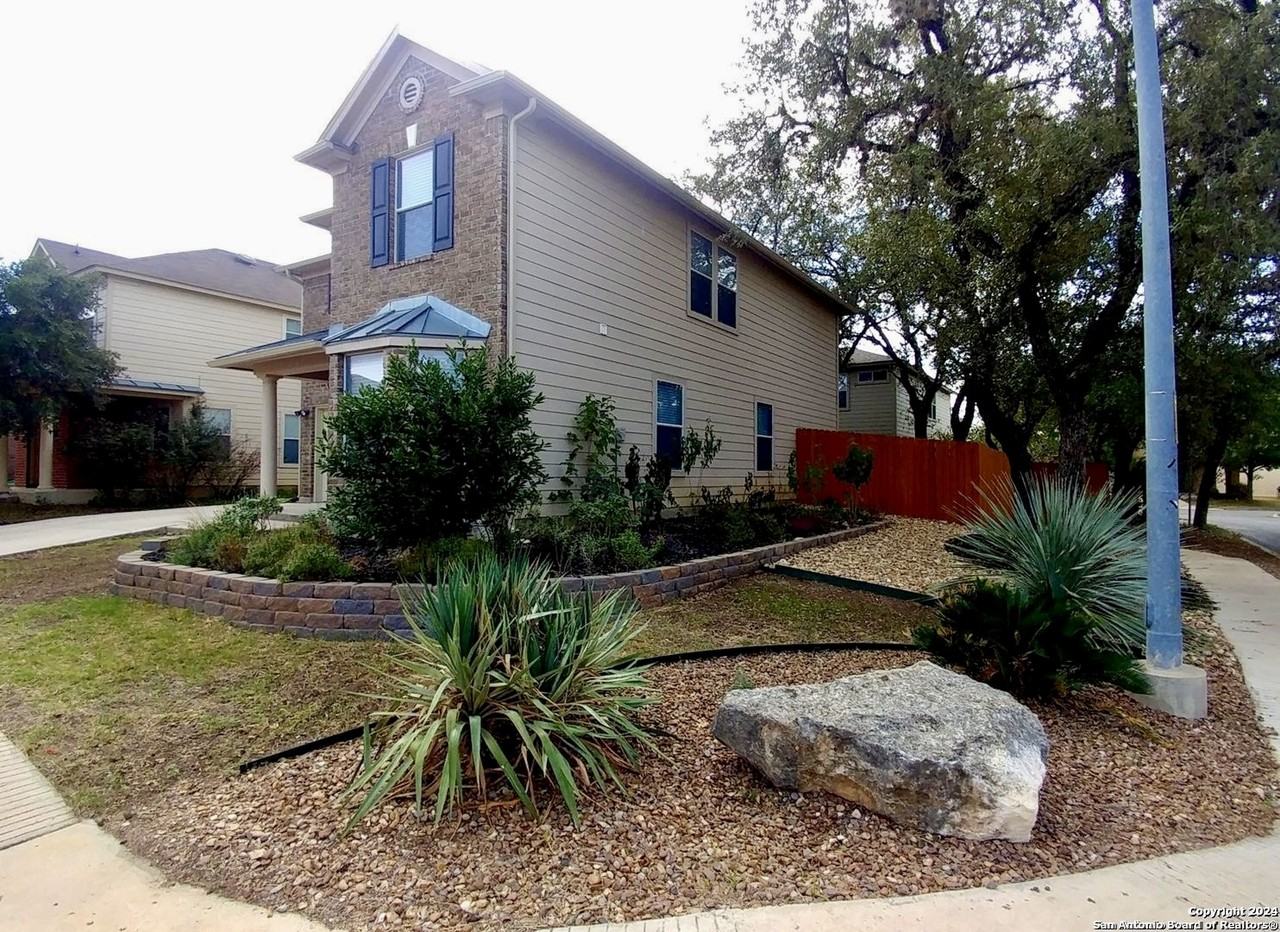 146 Cindy Lou Dr #1 - Photo 2 of 19