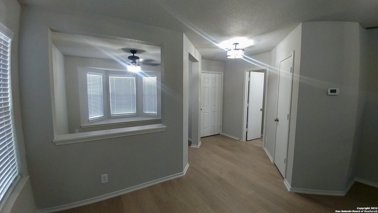 146 Cindy Lou Dr #1 - Photo 3 of 19