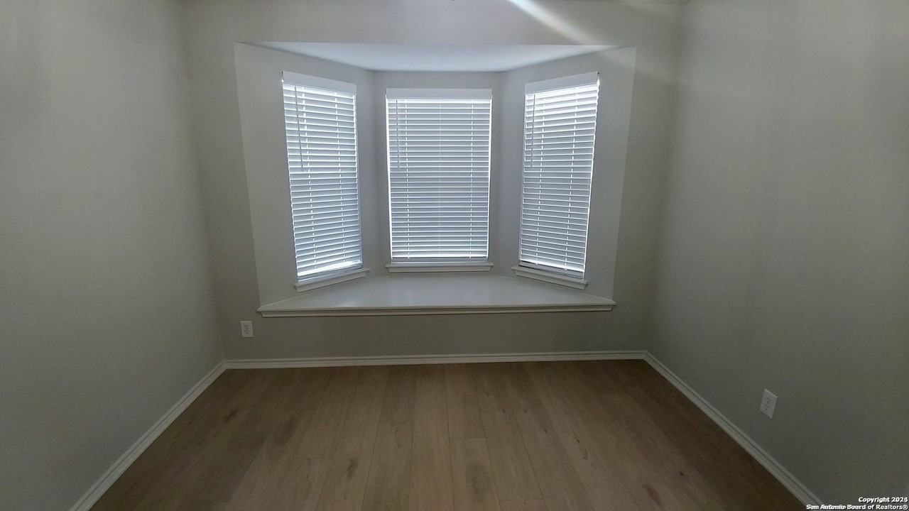 146 Cindy Lou Dr #1 - Photo 7 of 19