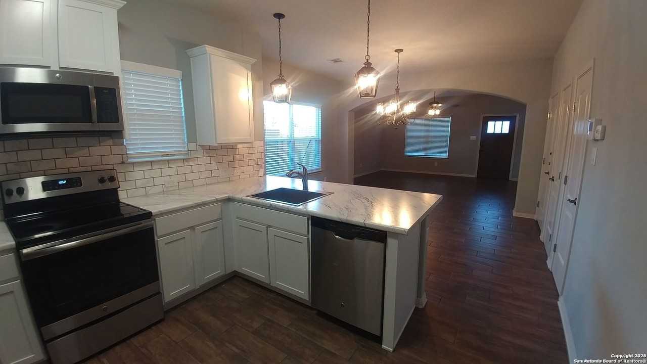 8535 Pecan Cross - Photo 2 of 10