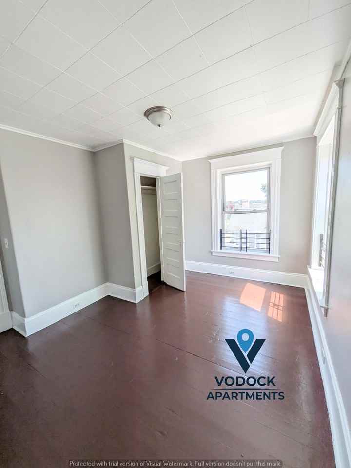 168 Essex Street #3L - Photo 7 of 14