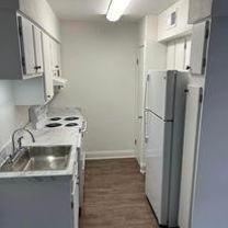 710 W Mcneese St Apt 6 #Apt 6 - Photo 1 of 1