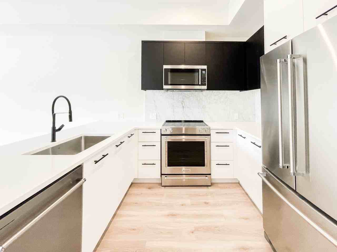 2635 King George Boulevard #421 - Photo 2 of 9