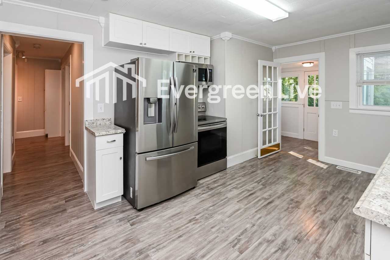 400 Westover Ave - Photo 4 of 15