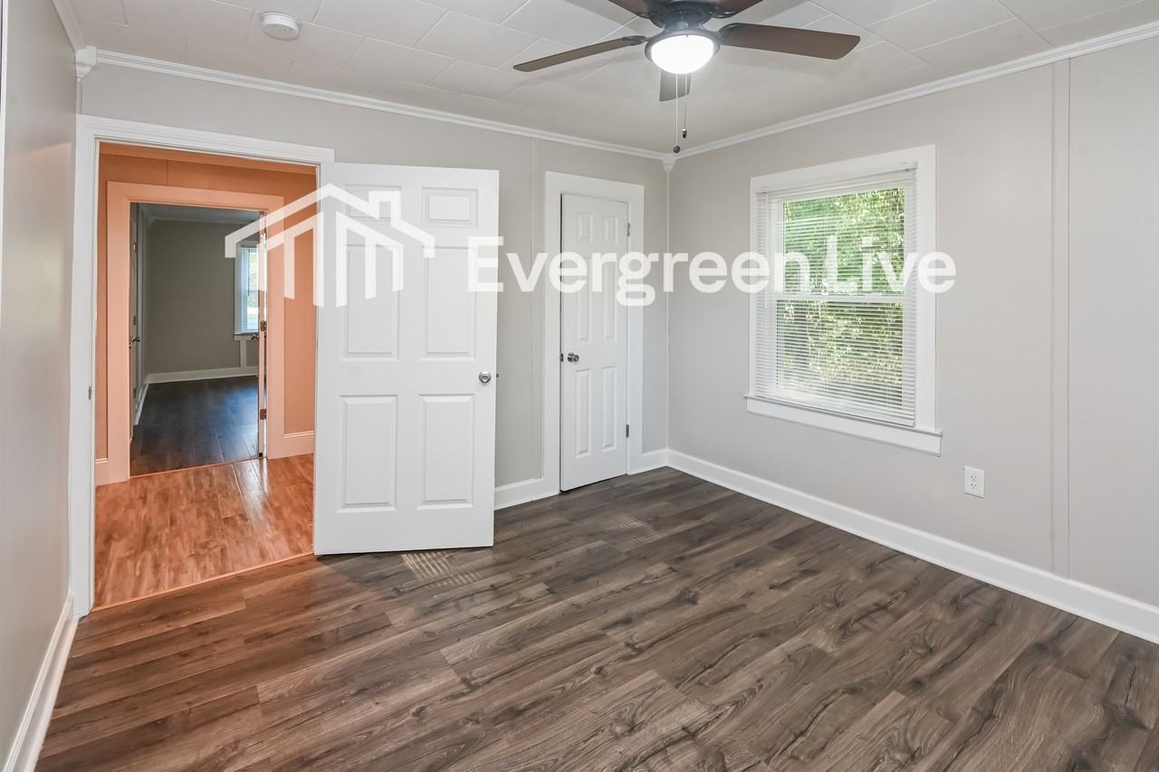 400 Westover Ave - Photo 5 of 15