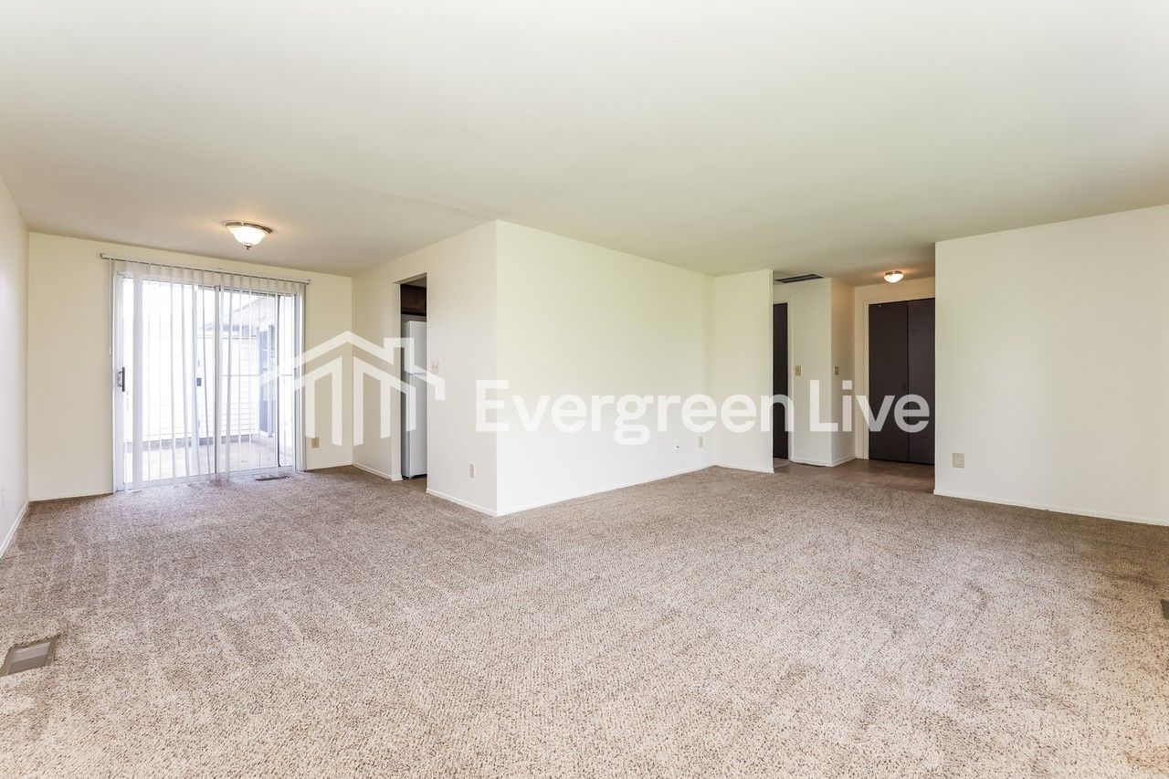 5917 Troy Villa Blvd - Photo 4 of 15
