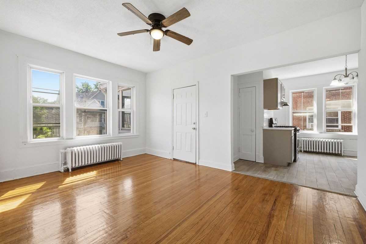115 Baltimore St ##2 - Photo 4 of 4