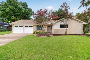5502 Effingham Dr - Photo 1 of 1