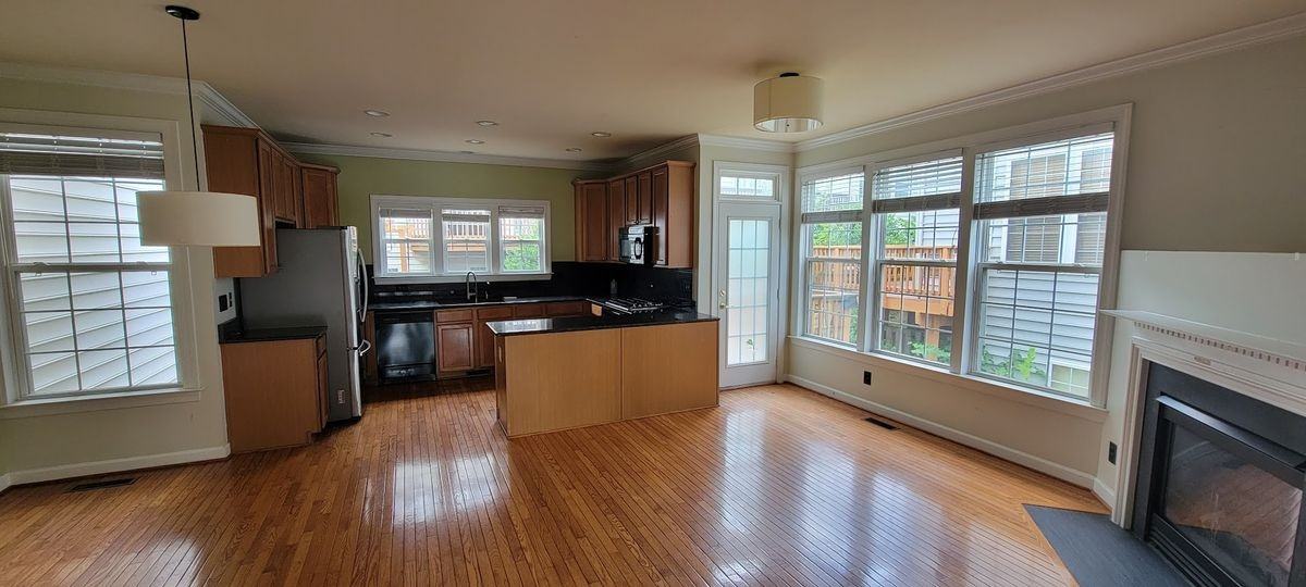 11511 Cavalier Landing Ct - Photo 3 of 16