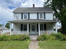 featured image of 5851 S Elm Ave