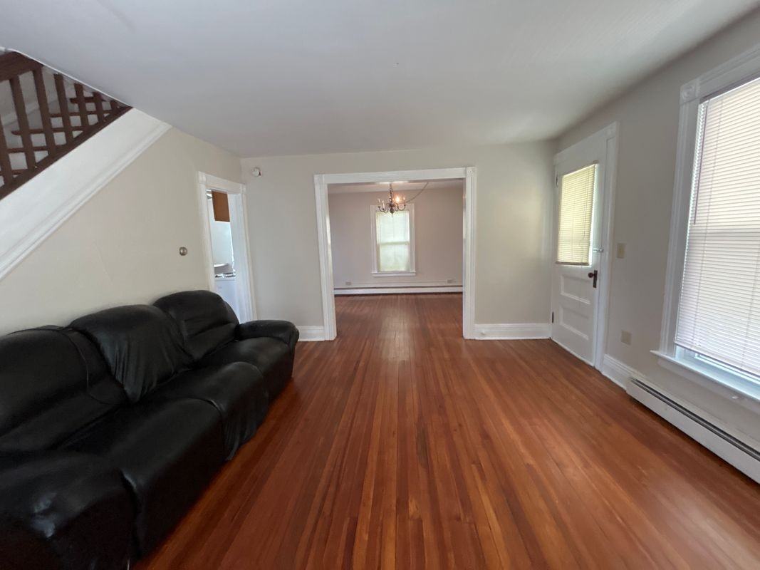 5851 S Elm Ave - Photo 3 of 12