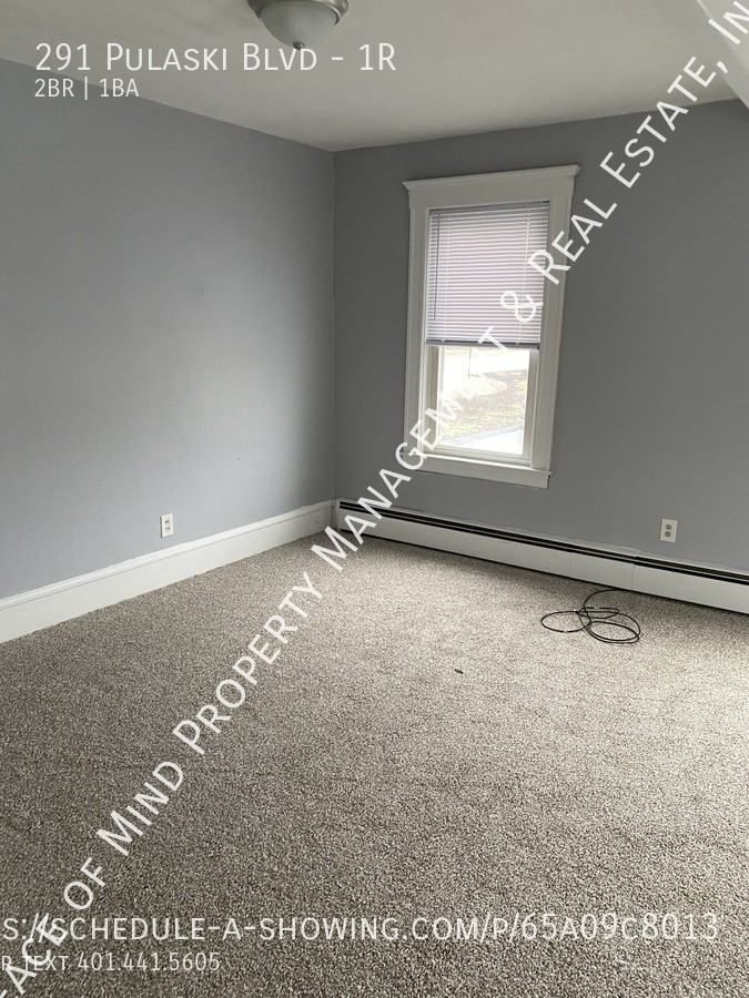 291 Pulaski Blvd #1R - Photo 2 of 6